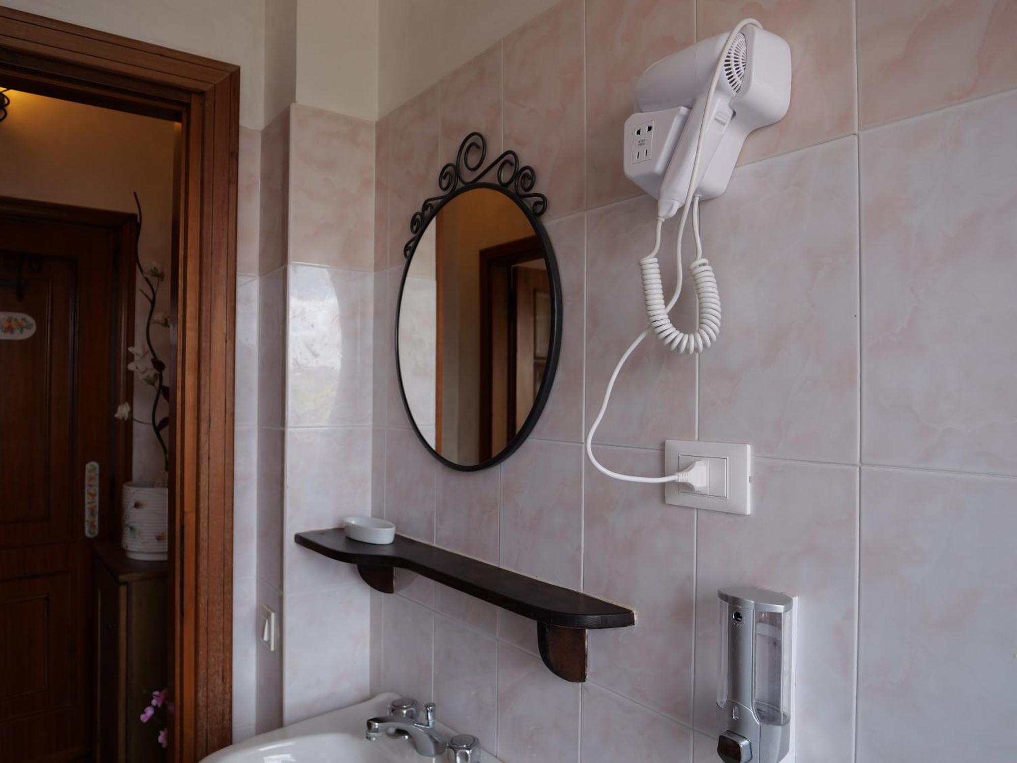 B&B Santa Vittoria Monteleone Sabino Ngoại thất bức ảnh
